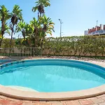 Homes With Cozy Terrace & 2 Swimming Pools Near The Heart Appartamento