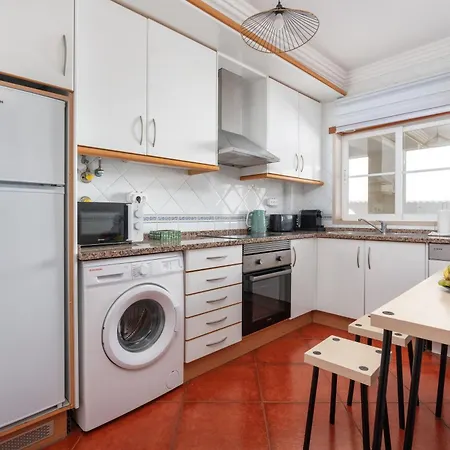 Apartment Homes With Cozy Terrace & 2 Swimming Pools Near The Heart Albufeira