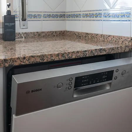 Apartamento Homes With Cozy Terrace & 2 Swimming Pools Near The Heart