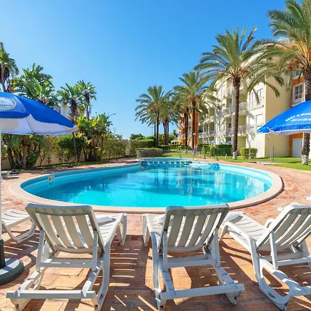 Apartment Homes With Cozy Terrace & 2 Swimming Pools Near The Heart Albufeira