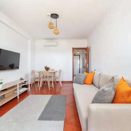 Homes With Cozy Terrace & 2 Swimming Pools Near The Heart Daire Albufeira
