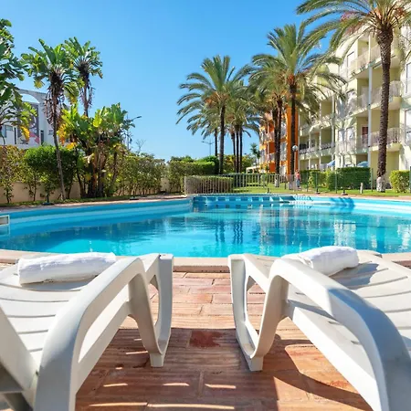 Homes With Cozy Terrace & 2 Swimming Pools Near The Heart Albufeira