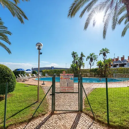 Homes With Cozy Terrace & 2 Swimming Pools Near The Heart Apartment Albufeira